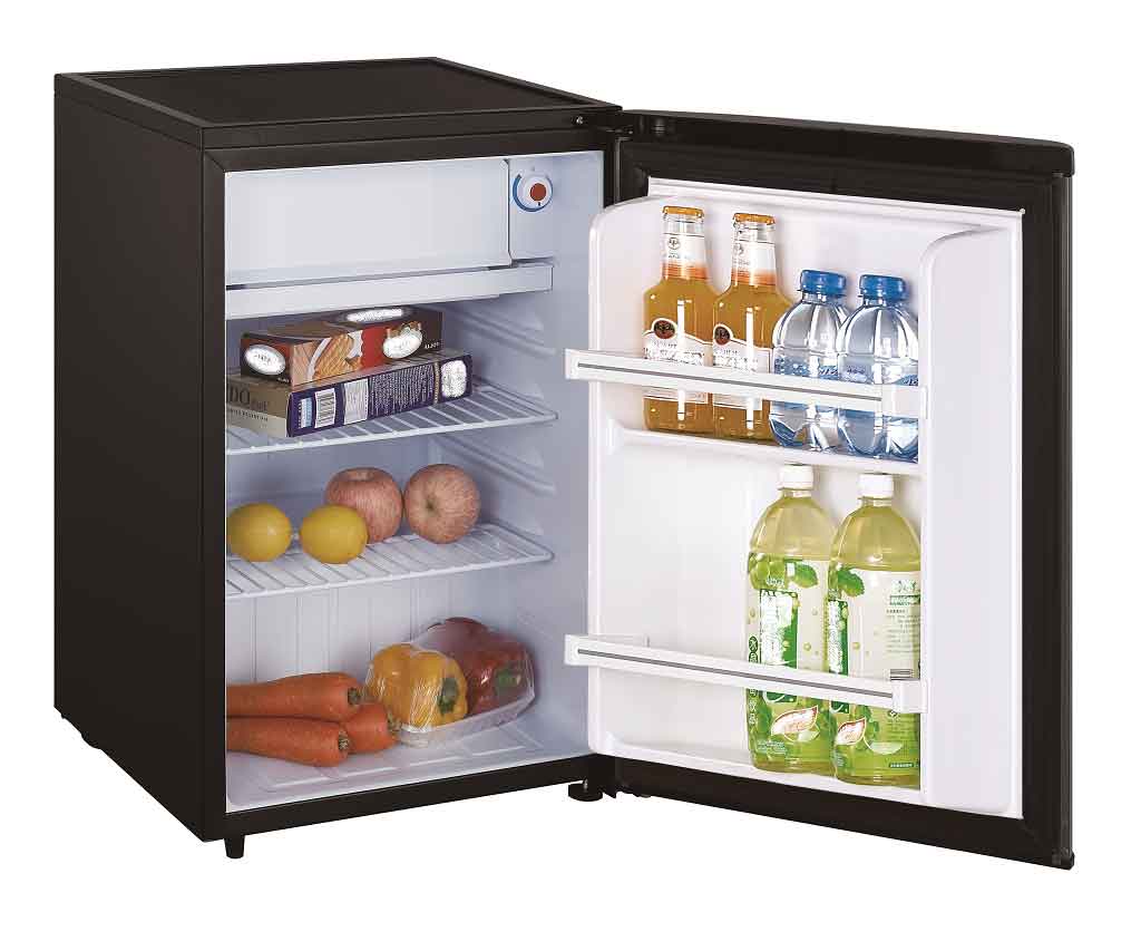 Выбор маленького холодильника с морозильной камерой, рейтинг лучших моделей