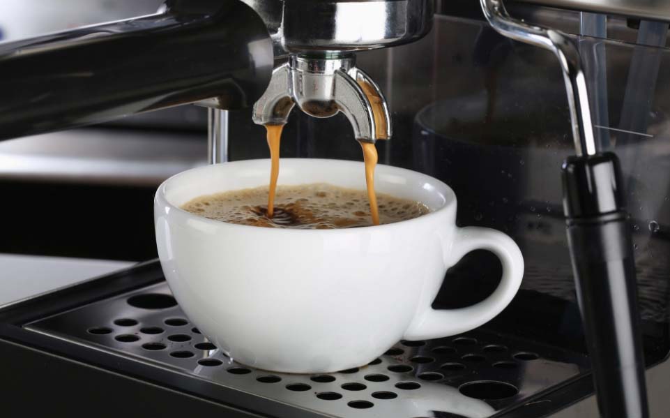 Как приготовить американо в кофемашине и без кофемашины